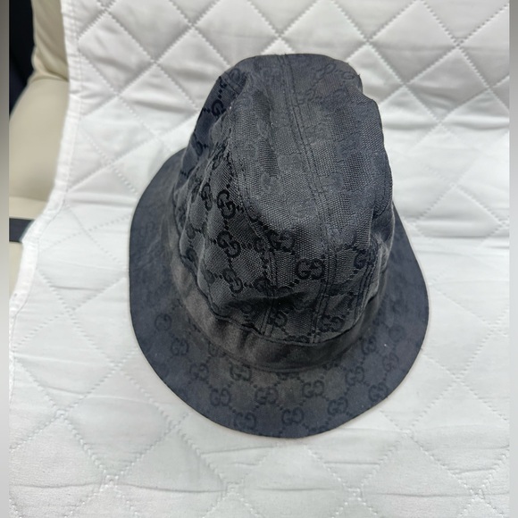 GUCCI Bucket hat - Picture 5 of 7